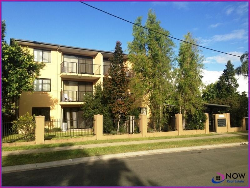 10/3-5 Short Street, Caboolture QLD 4510