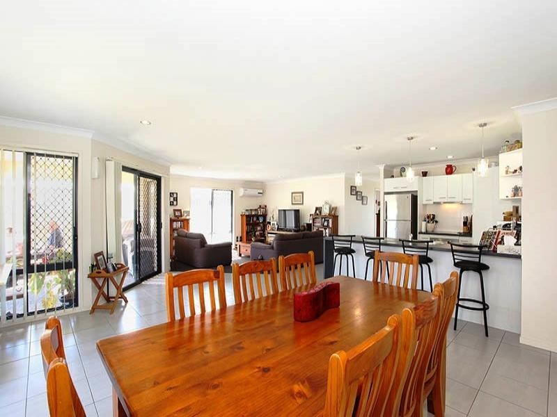 6 Redcedar Place, Morayfield QLD 4506