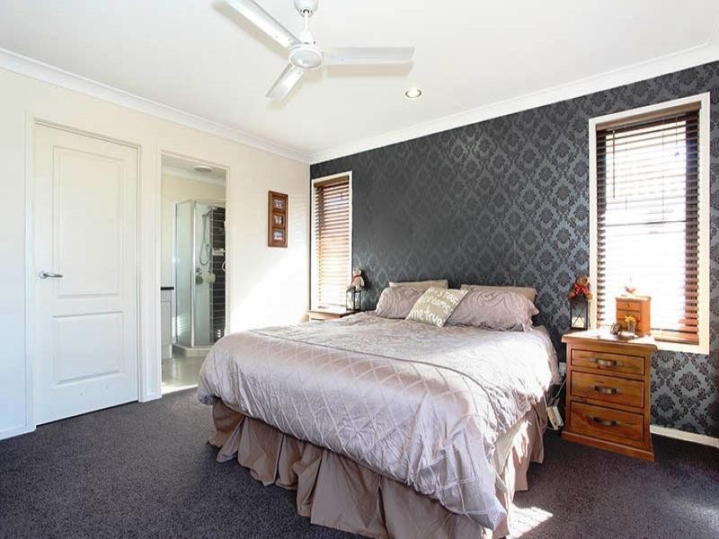 6 Redcedar Place, Morayfield QLD 4506