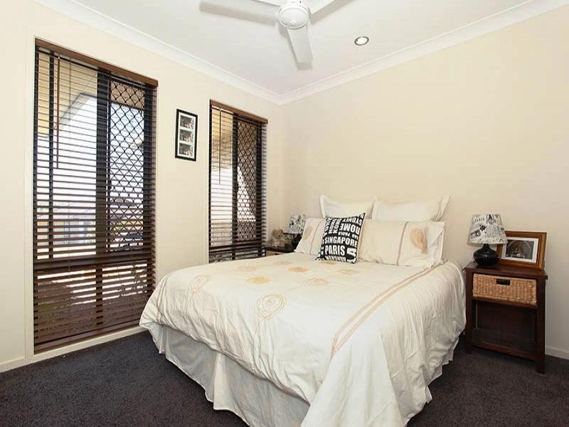 6 Redcedar Place, Morayfield QLD 4506