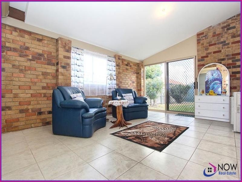 11 Gould Cres, Morayfield QLD 4506