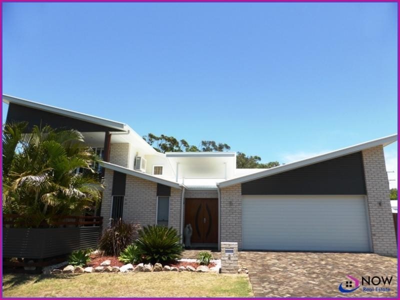 2 Phillip Street, Beachmere QLD 4510