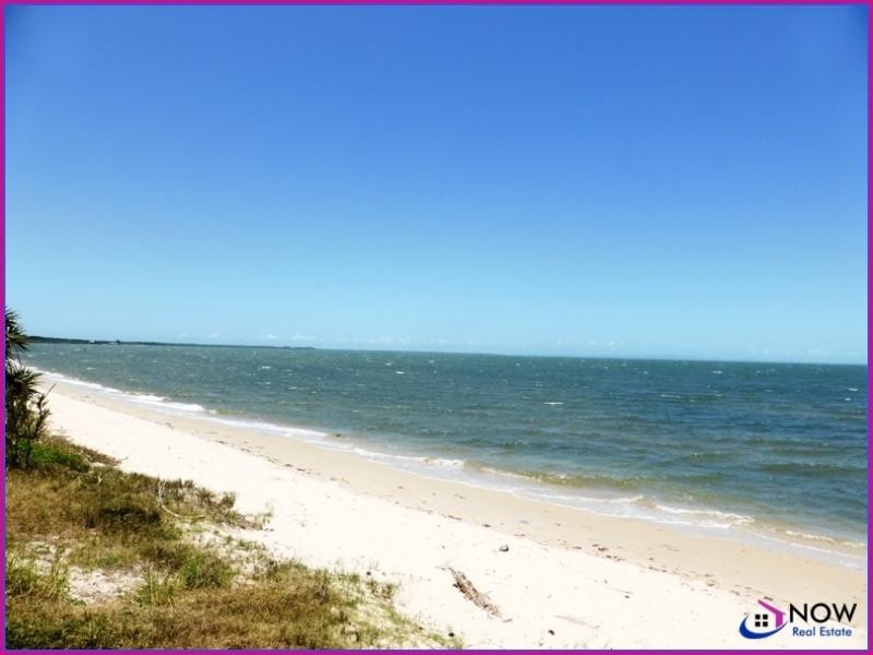 2 Phillip Street, Beachmere QLD 4510