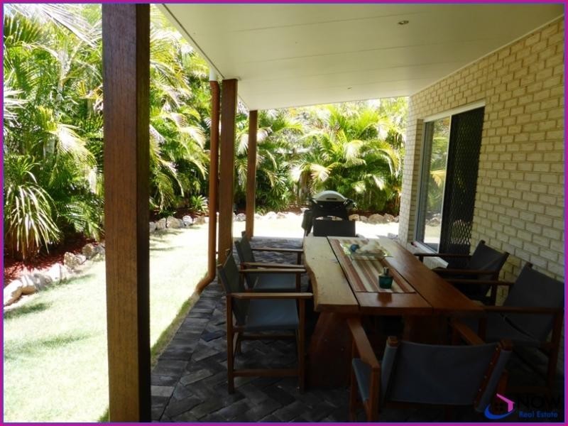 2 Phillip Street, Beachmere QLD 4510