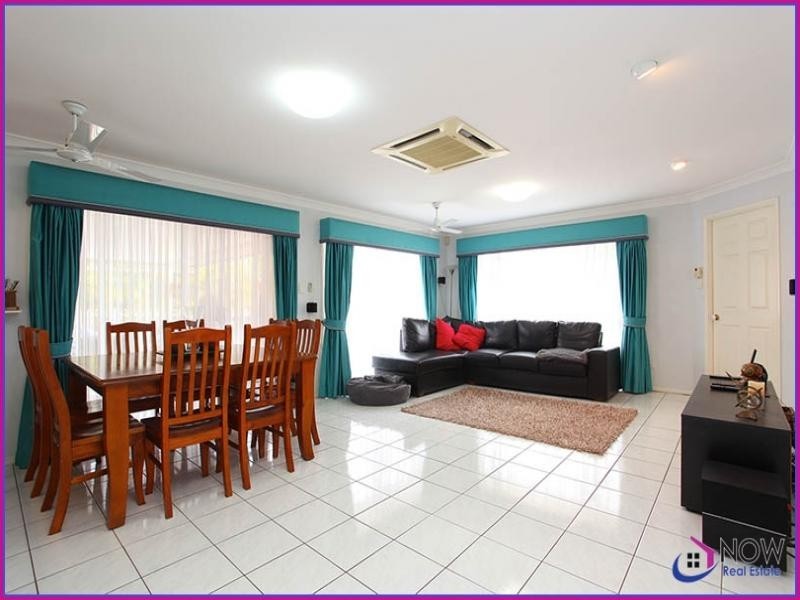 32 Belle Air Drive, Bellmere QLD 4510