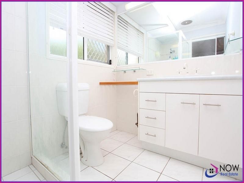 32 Belle Air Drive, Bellmere QLD 4510
