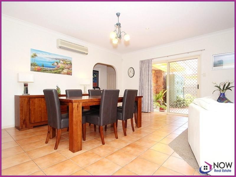 63 Castle Hill Drive, Murrumba Downs QLD 4503