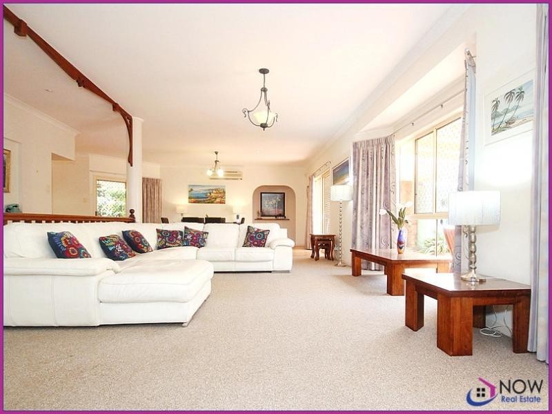 63 Castle Hill Drive, Murrumba Downs QLD 4503