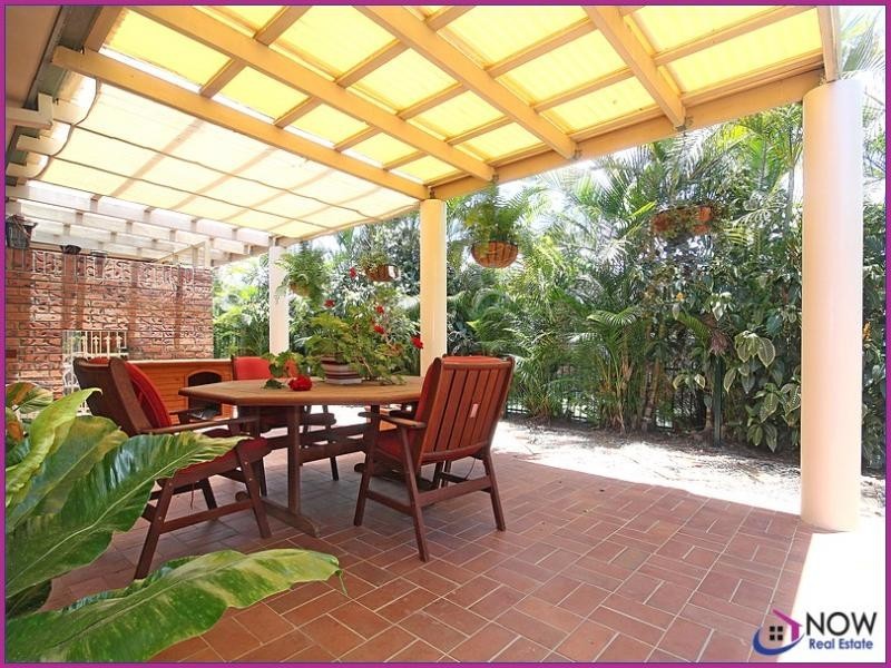 63 Castle Hill Drive, Murrumba Downs QLD 4503