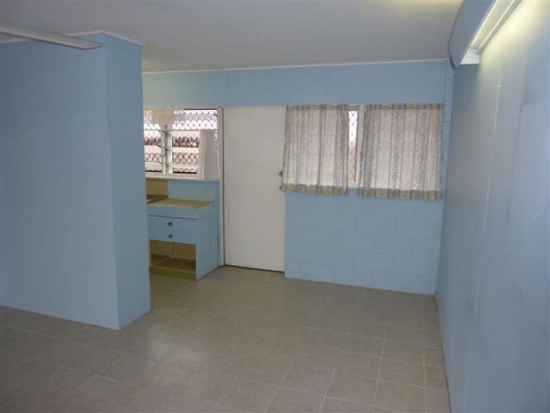 2/340 McLeod Street, Cairns North QLD 4870