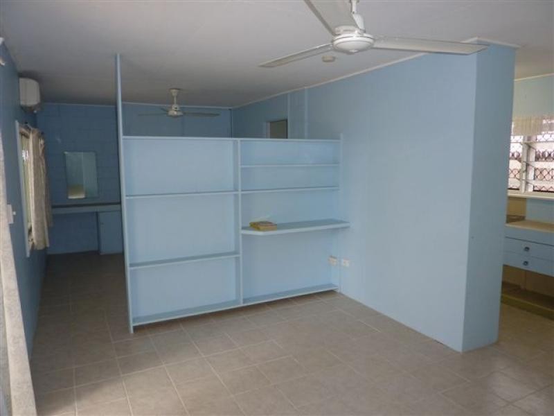 2/340 McLeod Street, Cairns North QLD 4870