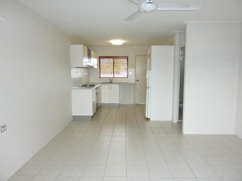 10/195 Sheridan Street, Cairns North QLD 4870