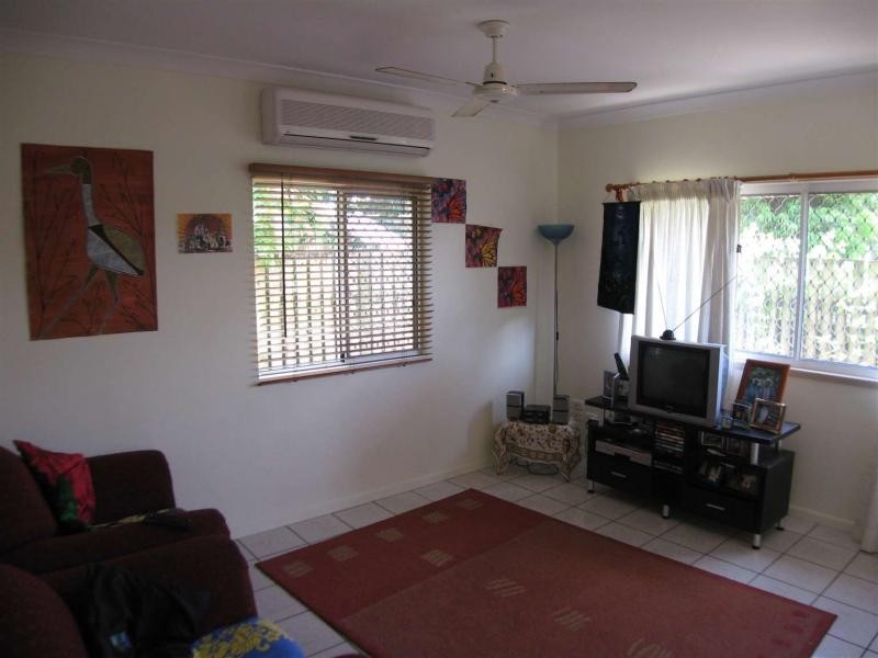 8/33 Balaclava Road, Earlville QLD 4870