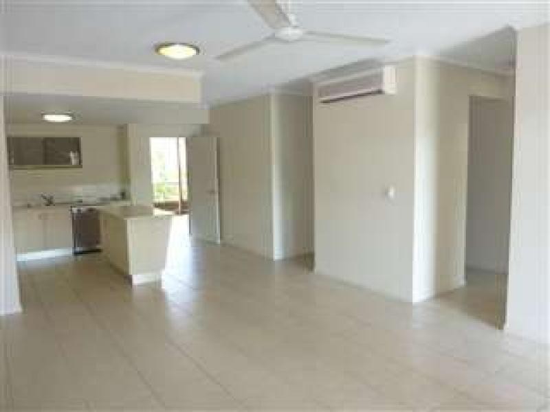 2/35 Gatton Street, Parramatta Park QLD 4870