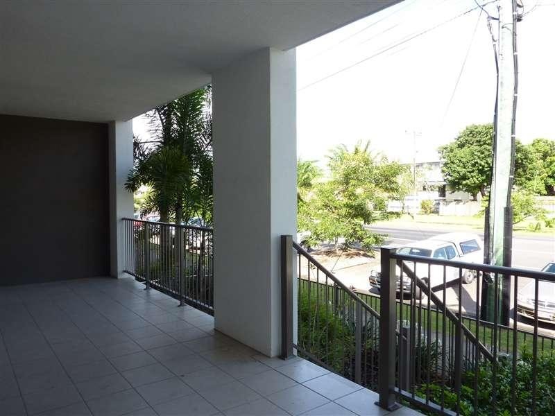 2/35 Gatton Street, Parramatta Park QLD 4870