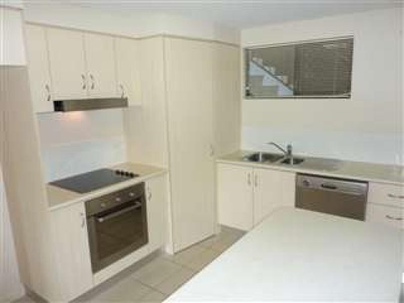 2/35 Gatton Street, Parramatta Park QLD 4870