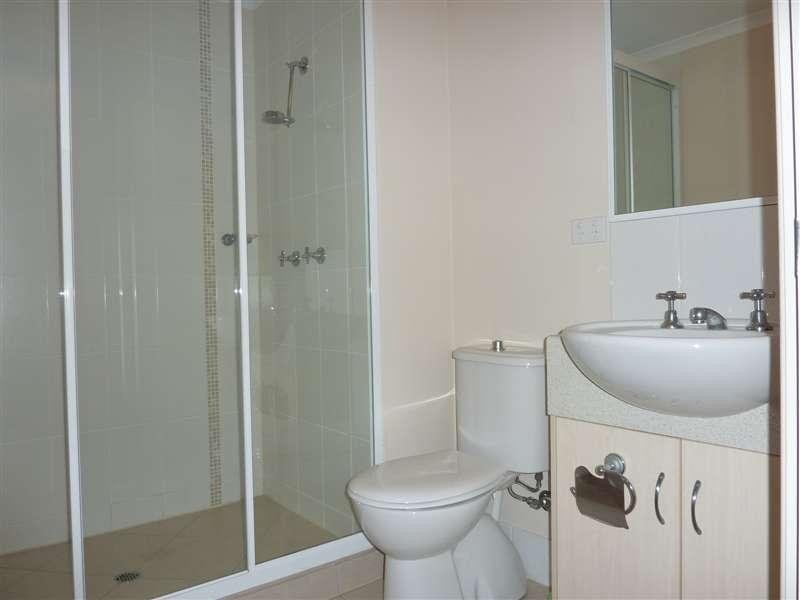 2/35 Gatton Street, Parramatta Park QLD 4870