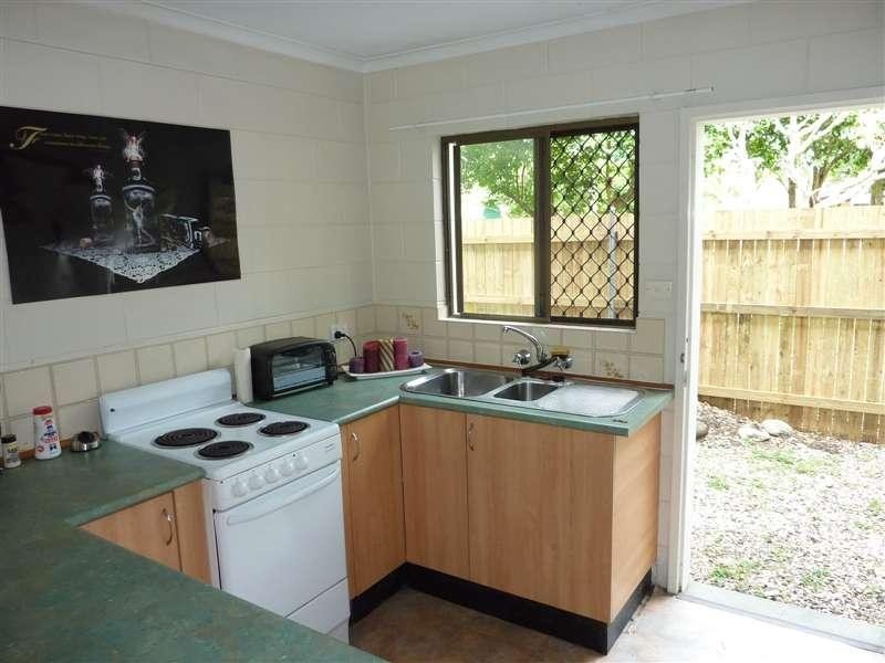 4/22 Hoare Street, Cairns QLD 4870