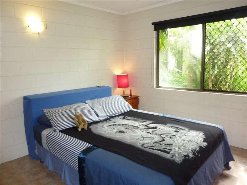 4/22 Hoare Street, Cairns QLD 4870