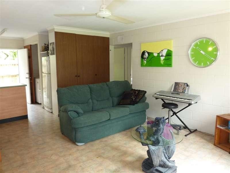 4/22 Hoare Street, Cairns QLD 4870