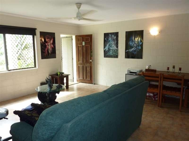 4/22 Hoare Street, Cairns QLD 4870