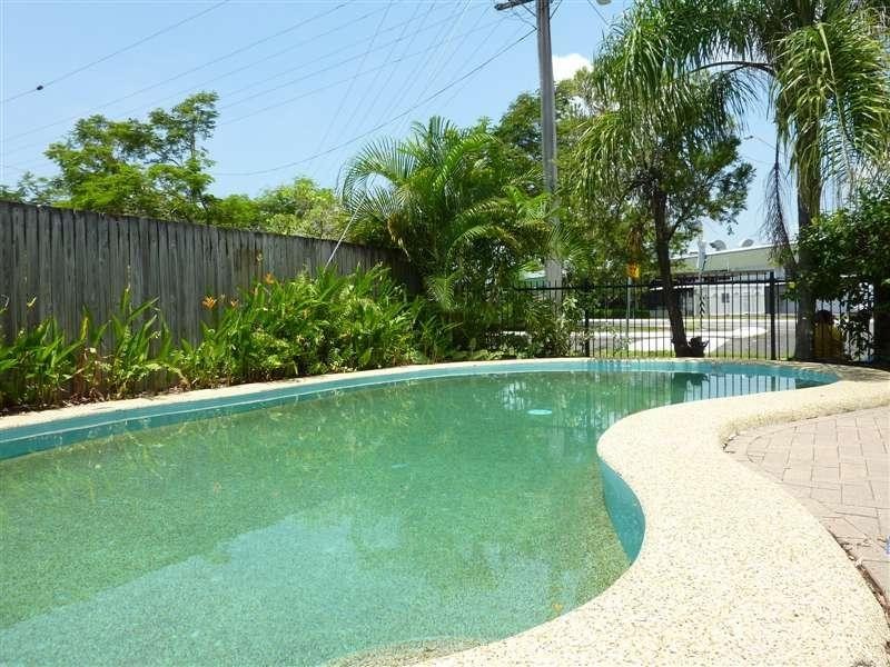 4/22 Hoare Street, Cairns QLD 4870