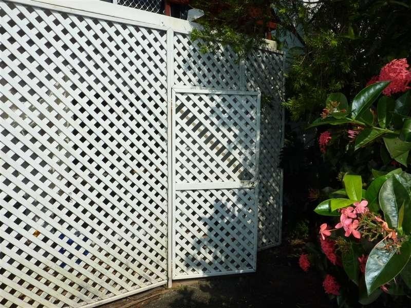 2/26B Upward Street, Cairns North QLD 4870