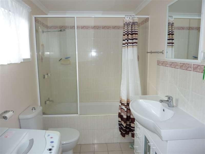 2/3 Ingham Court, Mooroobool QLD 4870