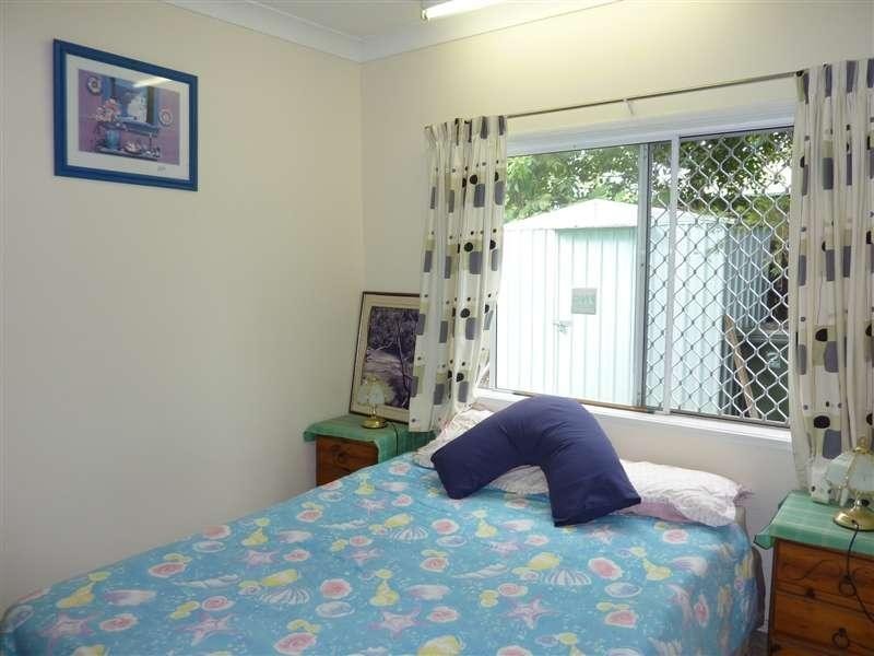 2/3 Ingham Court, Mooroobool QLD 4870