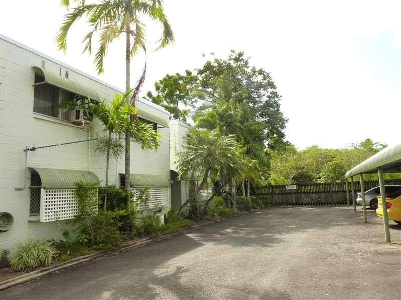 8/5 Maytown Close, Manoora QLD 4870