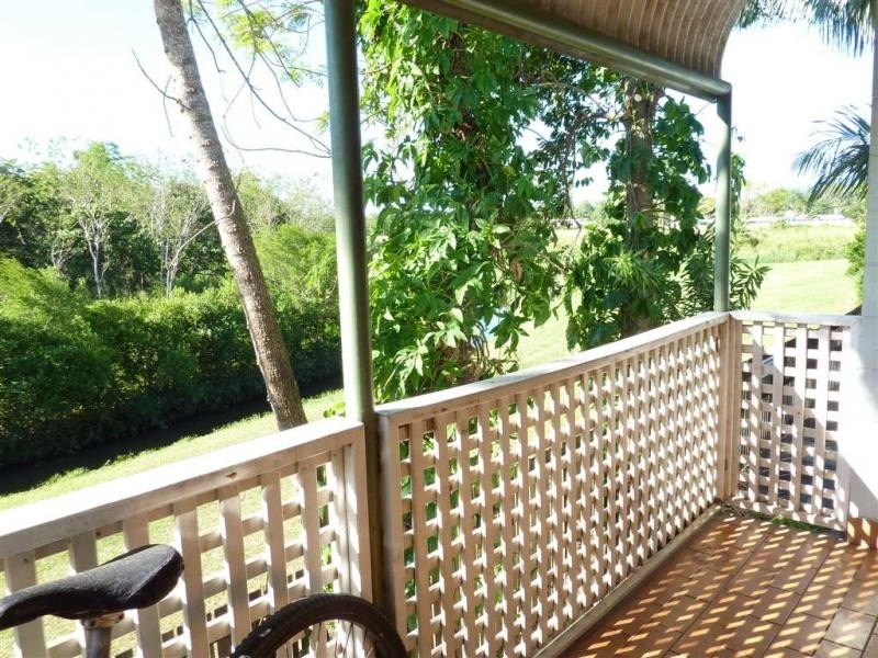 8/5 Maytown Close, Manoora QLD 4870