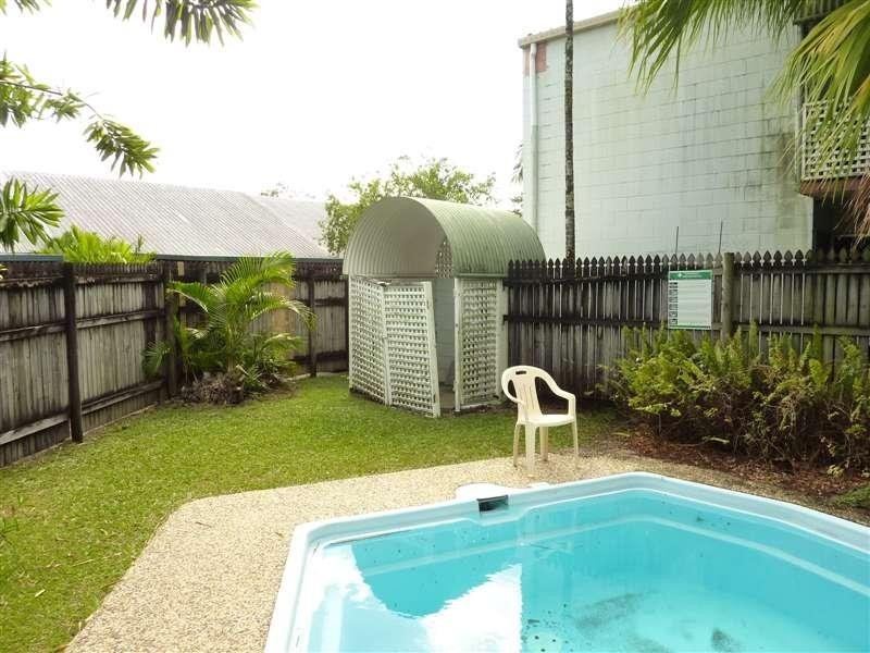 8/5 Maytown Close, Manoora QLD 4870