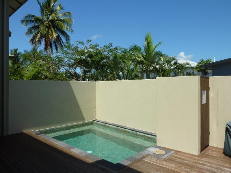 903/37-41 Mann Street, Westcourt QLD 4870