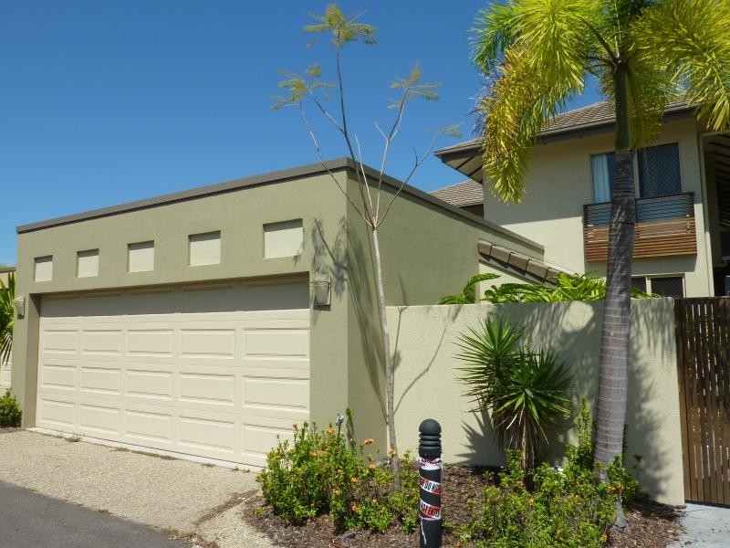 903/37-41 Mann Street, Westcourt QLD 4870