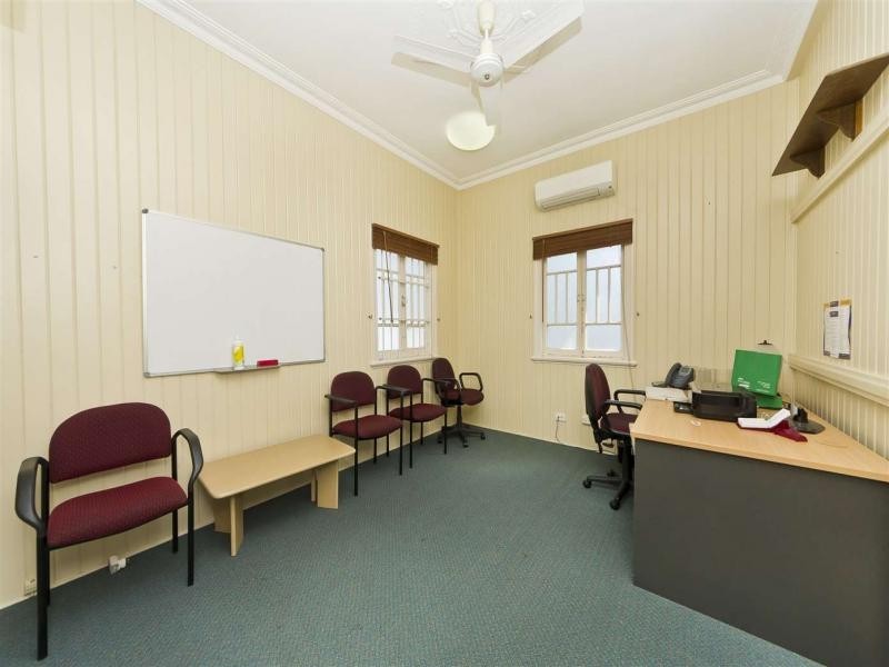 182 Gatton Street, Cairns QLD 4870