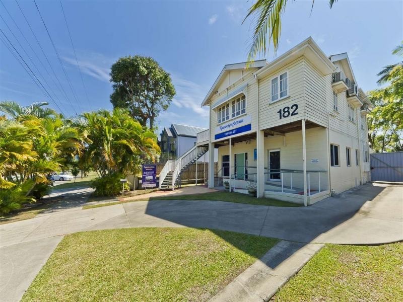 182 Gatton Street, Cairns QLD 4870