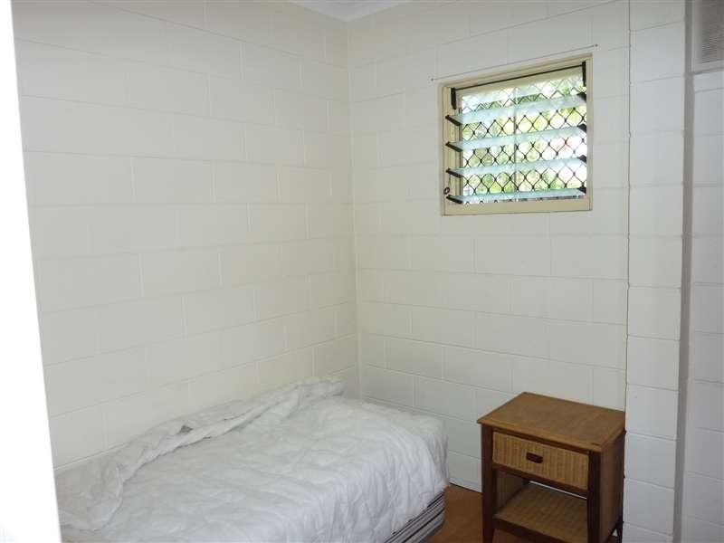 6 Loeven Street, Parramatta Park QLD 4870