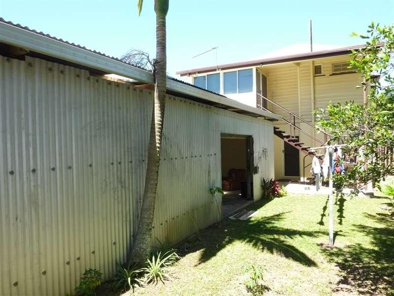6 Loeven Street, Parramatta Park QLD 4870