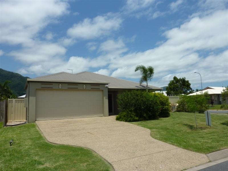 2 Aniston Street, White Rock QLD 4868