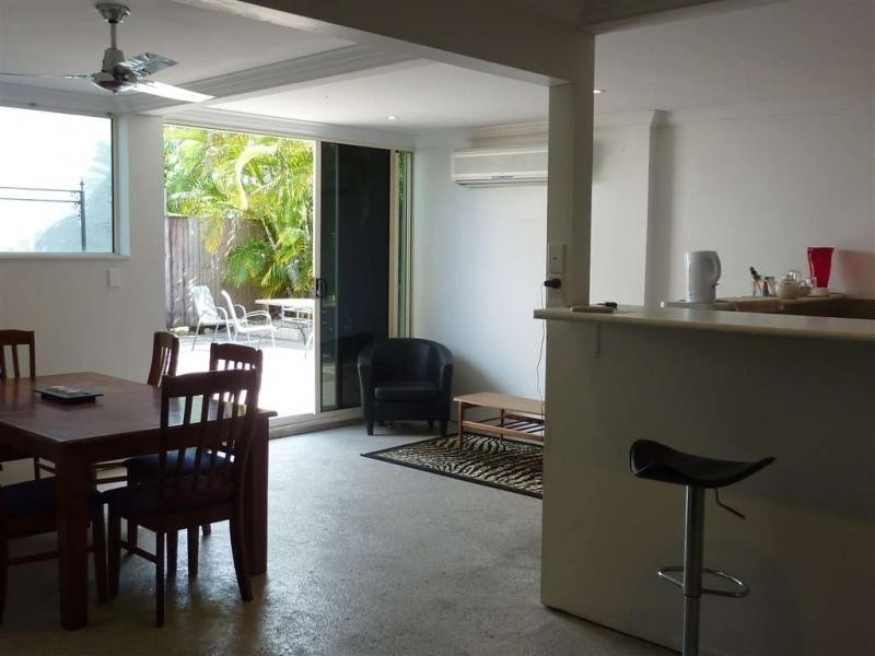 10 Palm Avenue, Parramatta Park QLD 4870