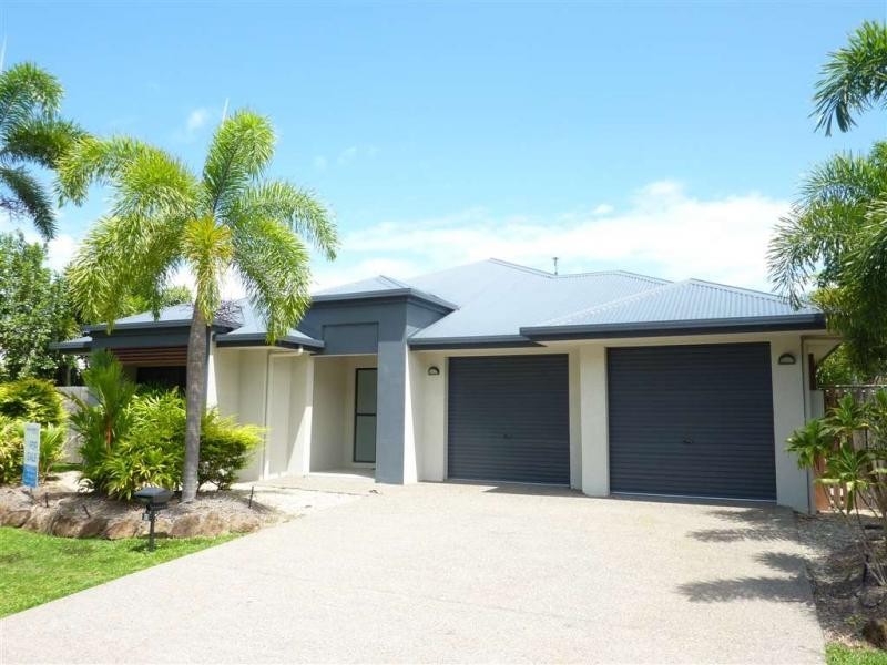 15 Tydeman Crescent, Clifton Beach QLD 4879