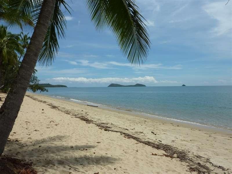 15 Tydeman Crescent, Clifton Beach QLD 4879