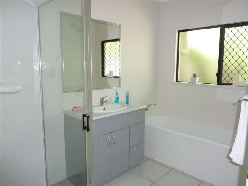 15 Tydeman Crescent, Clifton Beach QLD 4879