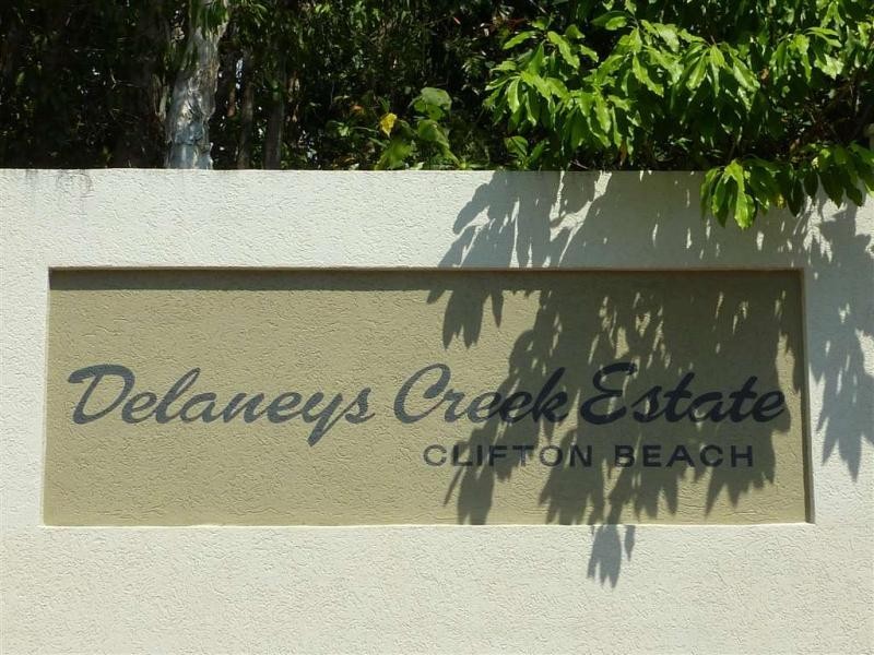 15 Tydeman Crescent, Clifton Beach QLD 4879
