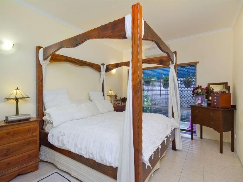 236 Aumuller Street, Westcourt QLD 4870