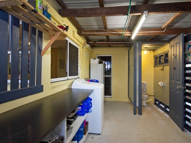 236 Aumuller Street, Westcourt QLD 4870