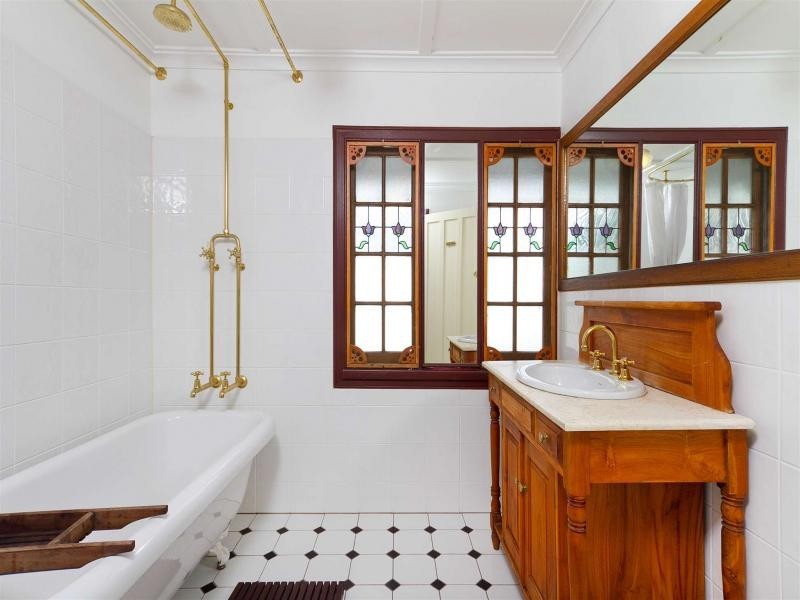 236 Aumuller Street, Westcourt QLD 4870