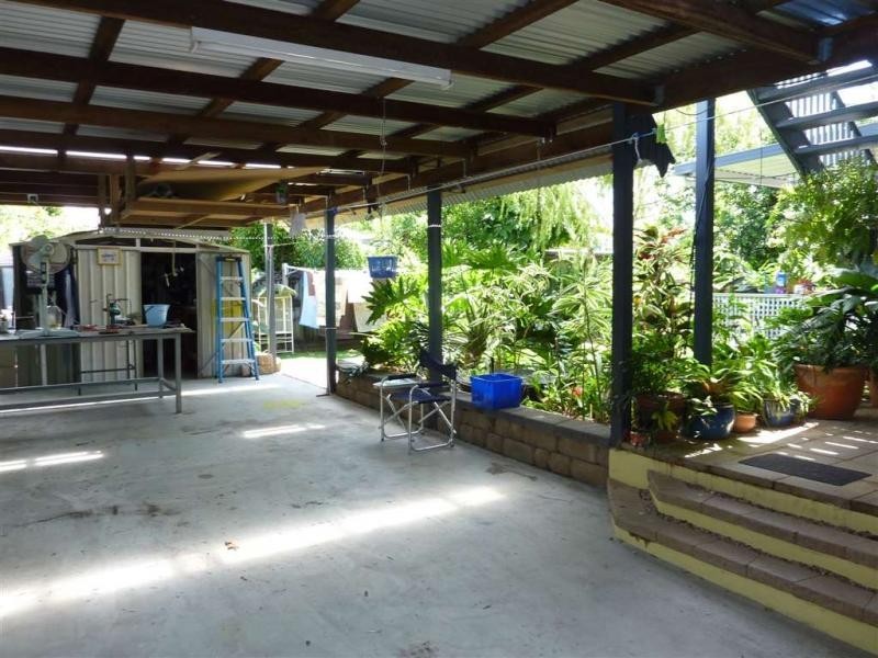 236 Aumuller Street, Westcourt QLD 4870