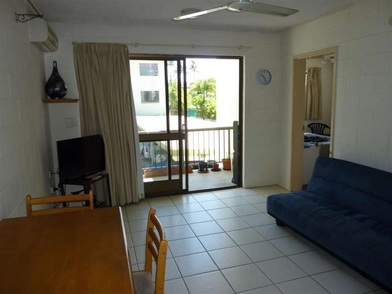 15/215 McLeod Street, Cairns North QLD 4870