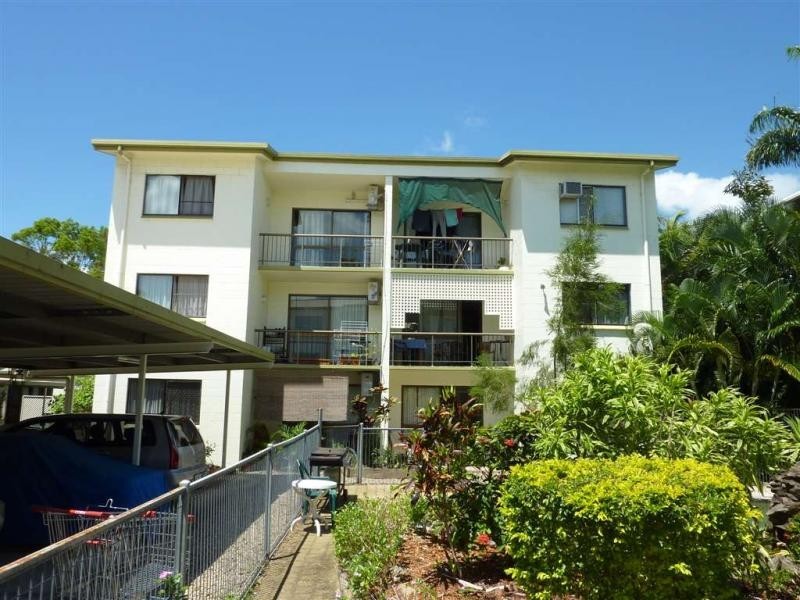 15/215 McLeod Street, Cairns North QLD 4870
